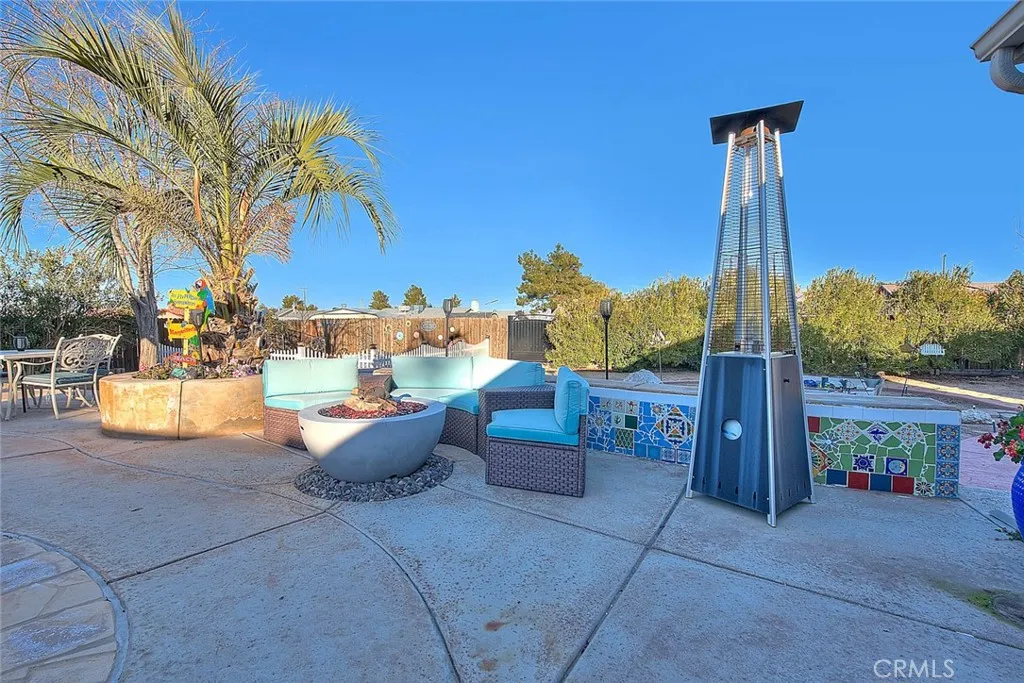 7821 Lyons, Hesperia, California 92345 home-pic-59