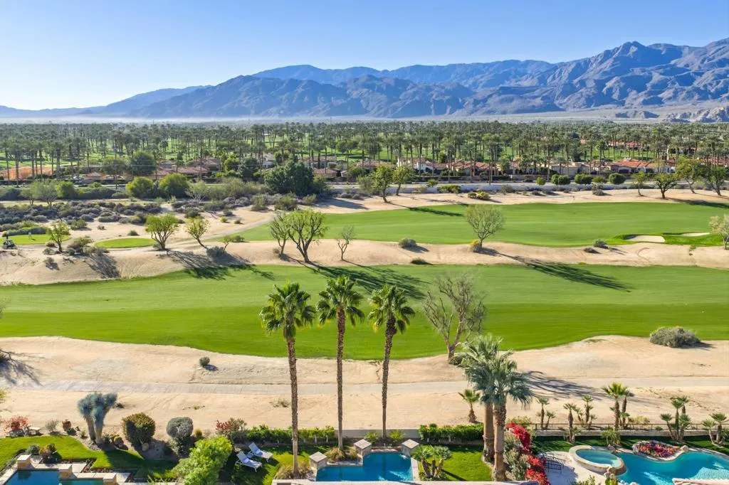81675 Tiburon Drive, La Quinta, California 92253 home-pic-2