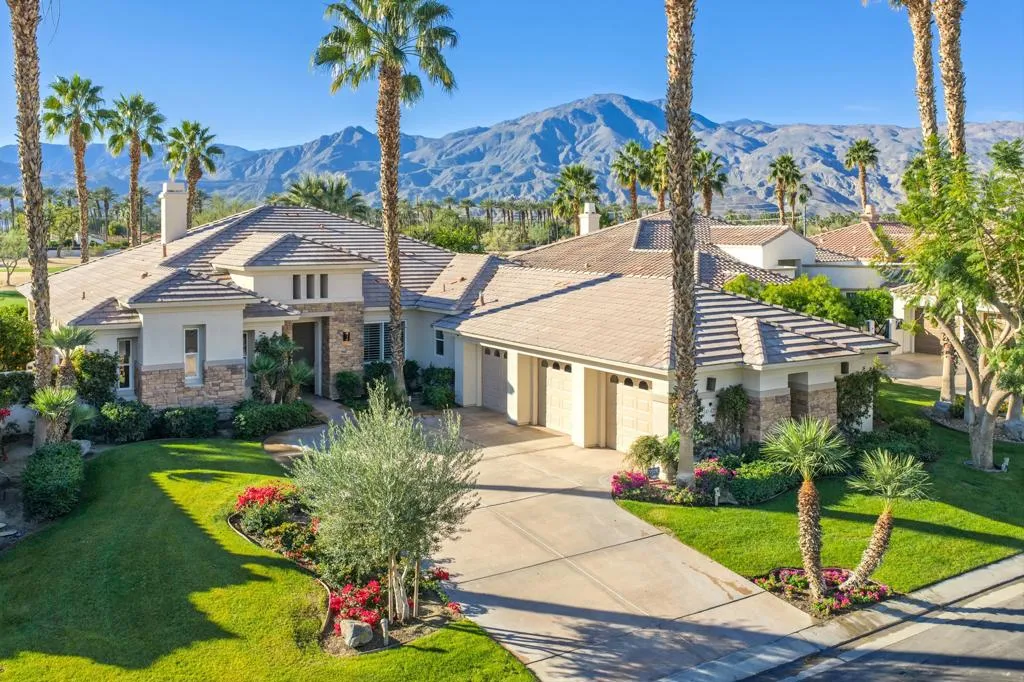 81675 Tiburon Drive, La Quinta, California 92253 home-pic-16