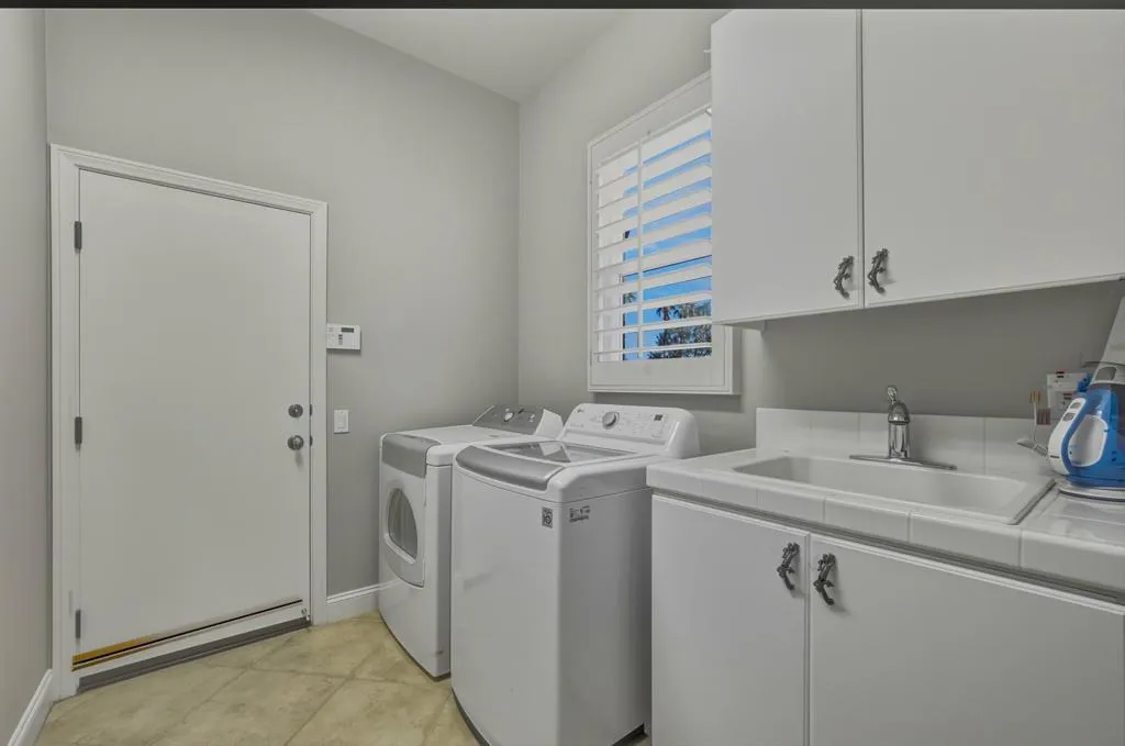 81675 Tiburon Drive, La Quinta, California 92253 home-pic-46