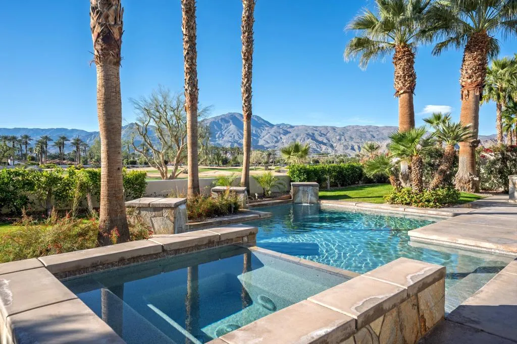 81675 Tiburon Drive, La Quinta, California 92253 home-pic-12