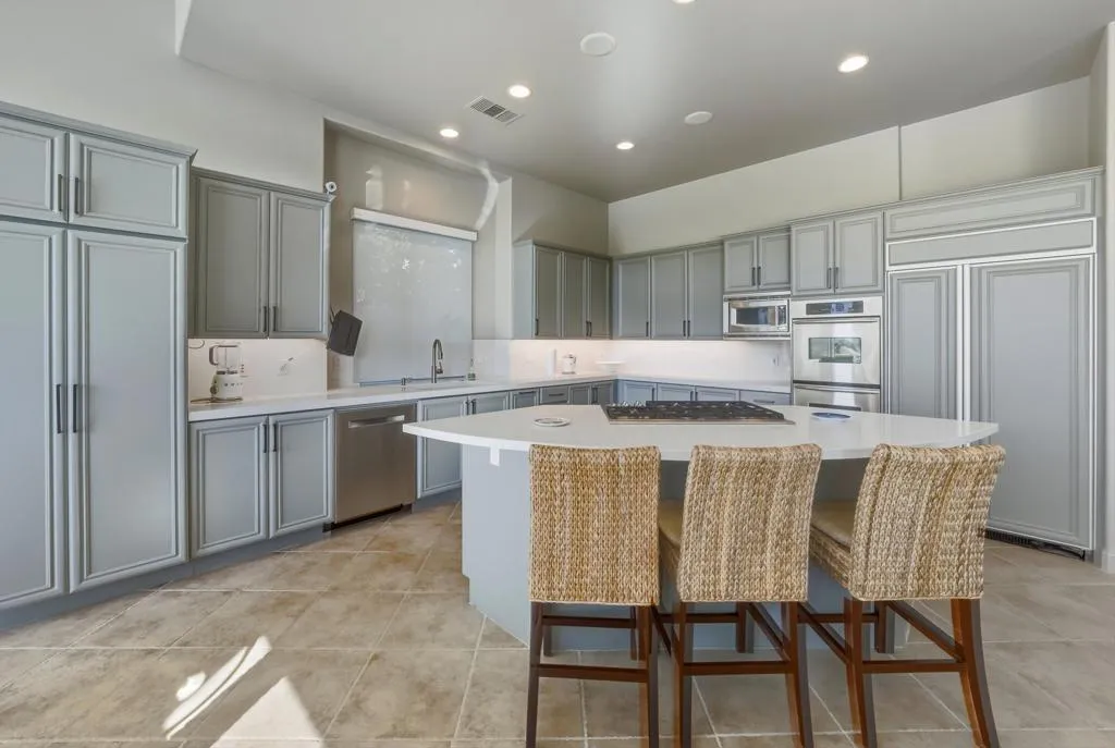 81675 Tiburon Drive, La Quinta, California 92253 home-pic-30