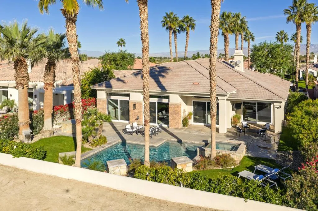 81675 Tiburon Drive, La Quinta, California 92253 home-pic-5