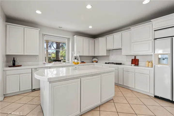 Kitchen with Lake View