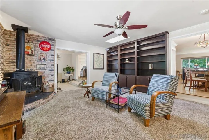 Den/Family/Great Room