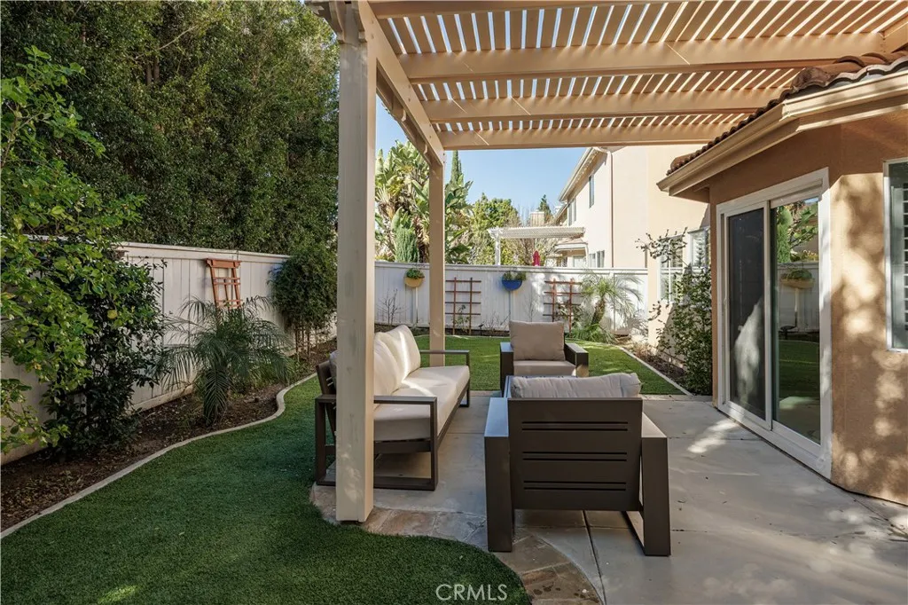 14 Sorenson, Irvine, California 92602 home-pic-26