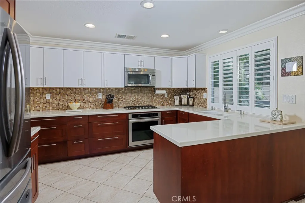 14 Sorenson, Irvine, California 92602 home-pic-12