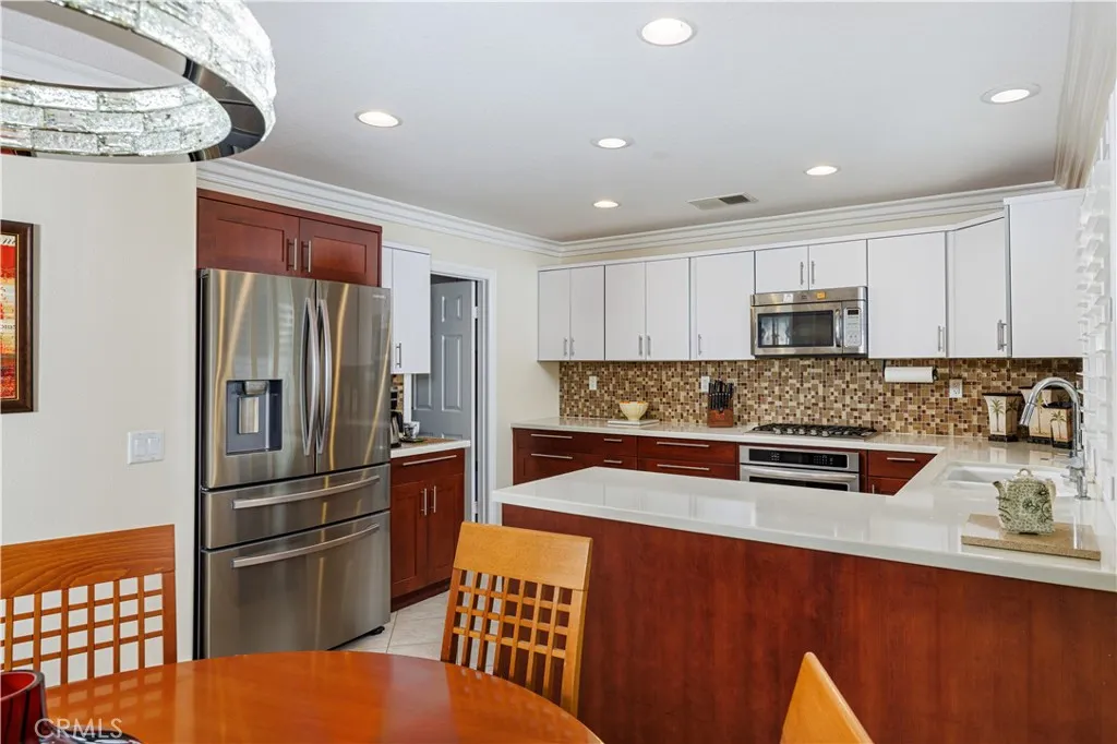 14 Sorenson, Irvine, California 92602 home-pic-11