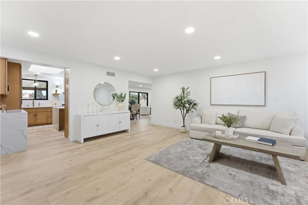1248 Carlsbad, Placentia, California 92870 home-pic-7