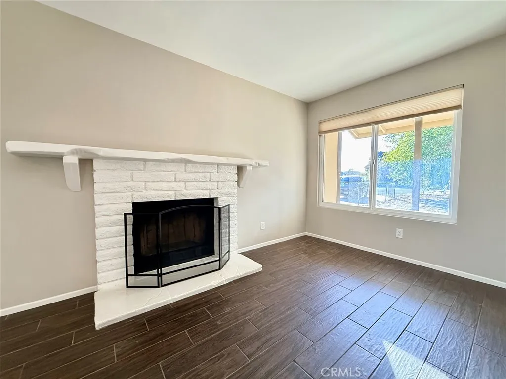 17365 Newmont, Lancaster, California 93535 home-pic-9