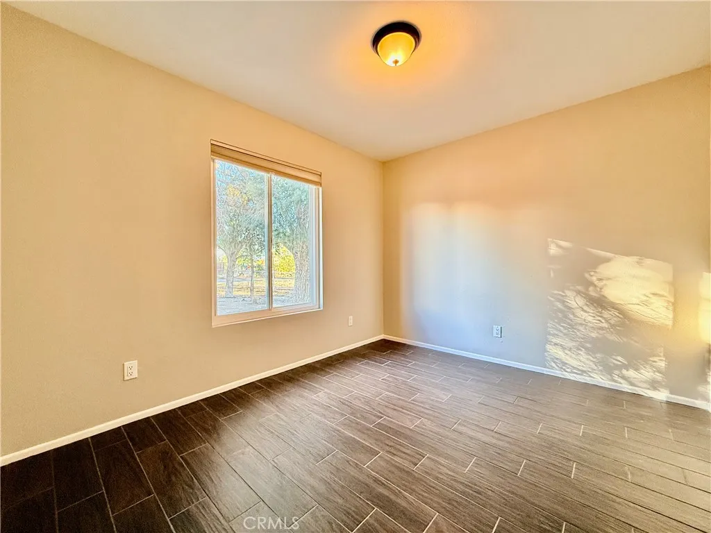 17365 Newmont, Lancaster, California 93535 home-pic-25