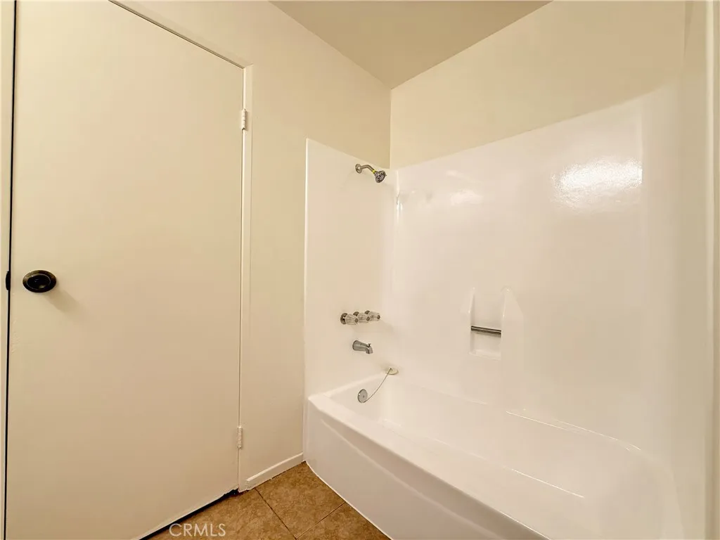 17365 Newmont, Lancaster, California 93535 home-pic-30