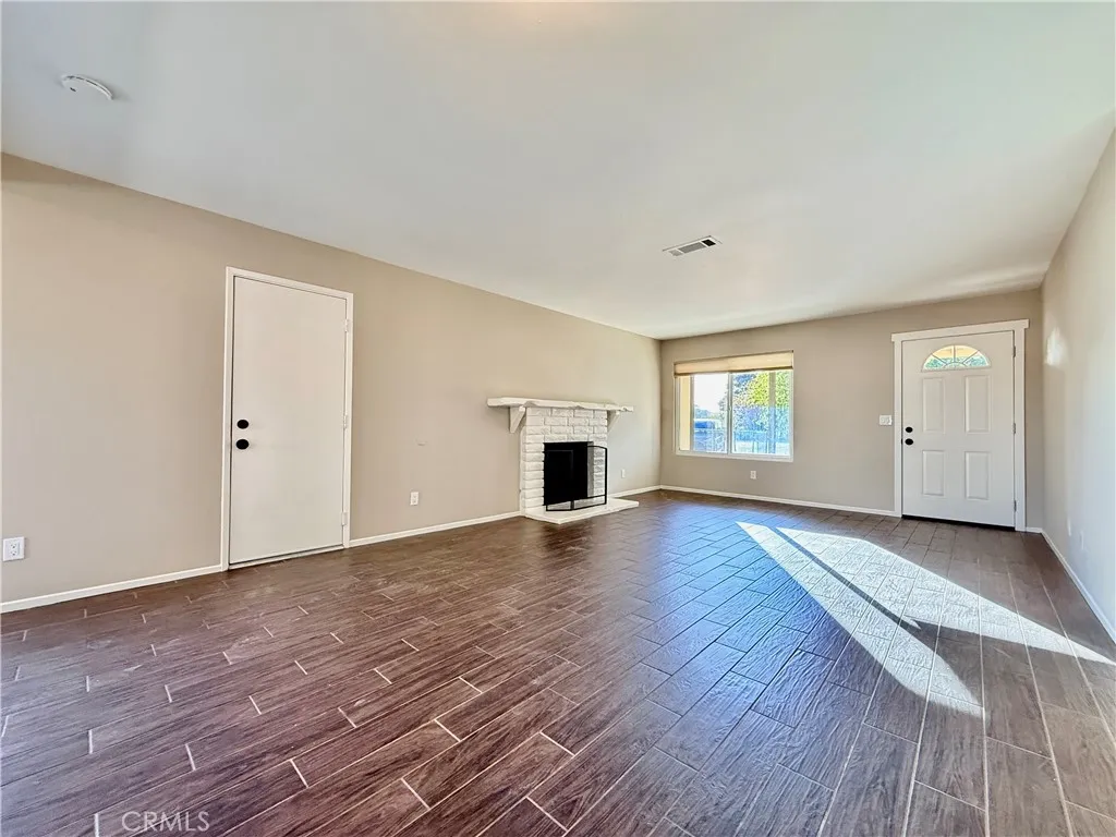 17365 Newmont, Lancaster, California 93535 home-pic-10