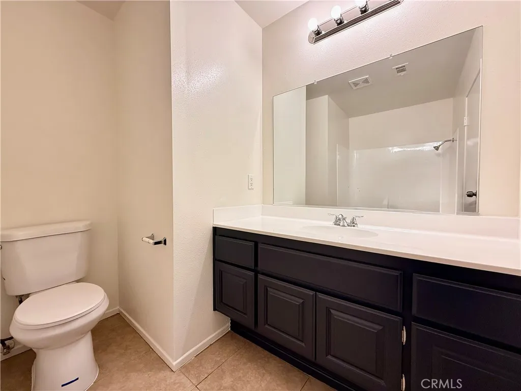 17365 Newmont, Lancaster, California 93535 home-pic-29