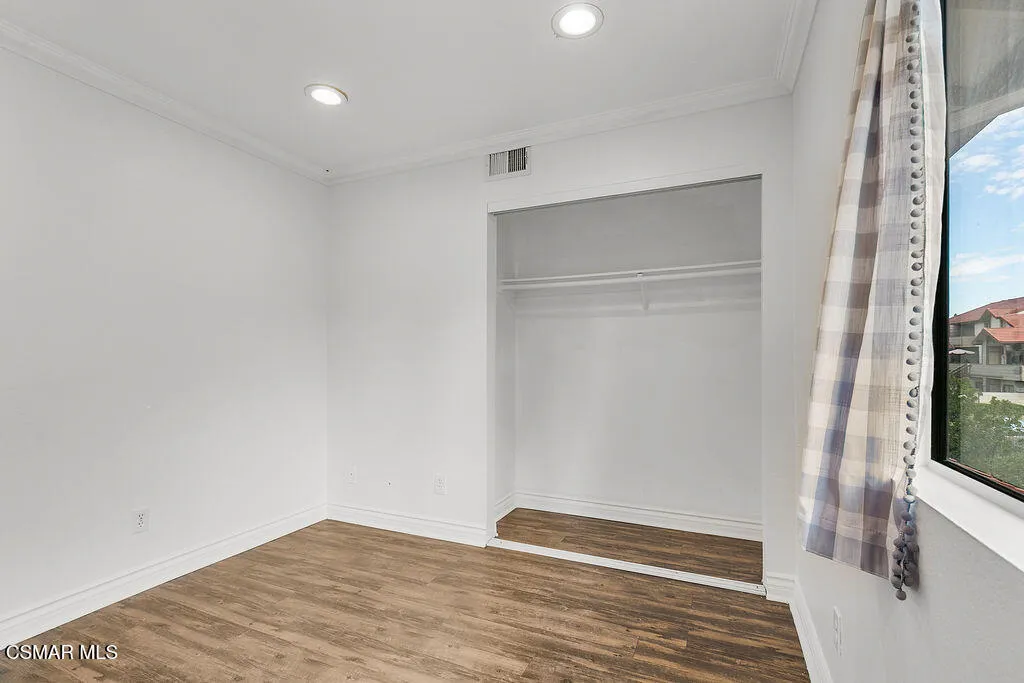 110 Maegan Place 13, Thousand Oaks, California 91362 home-pic-16