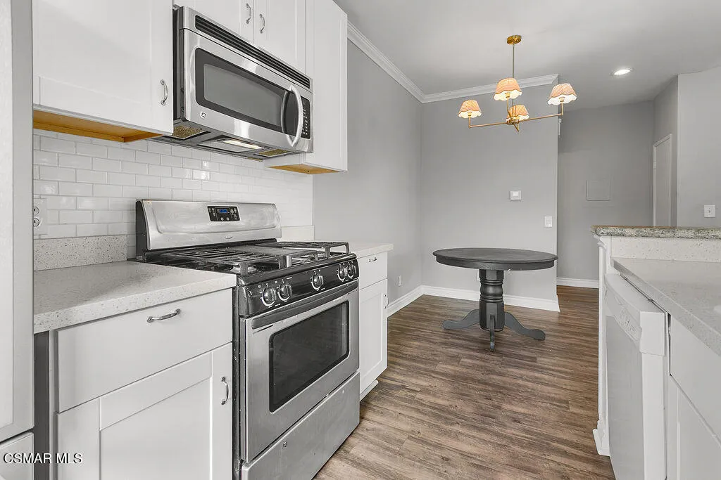 110 Maegan Place 13, Thousand Oaks, California 91362 home-pic-3