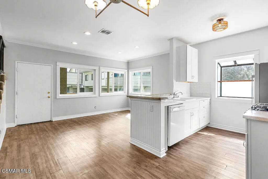 110 Maegan Place 13, Thousand Oaks, California 91362 home-pic-6
