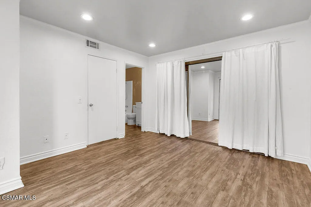 110 Maegan Place 13, Thousand Oaks, California 91362 home-pic-19