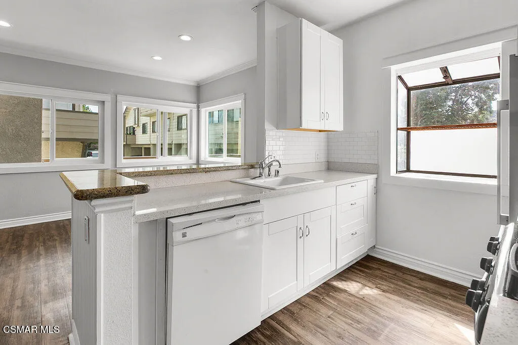 110 Maegan Place 13, Thousand Oaks, California 91362 home-pic-2