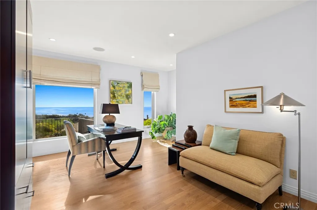 1598 Skyline Drive, Laguna Beach, California 92651 home-pic-16