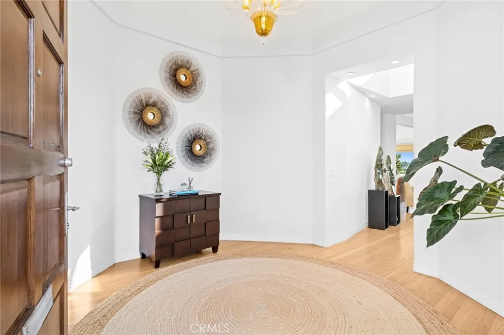 1598 Skyline Drive, Laguna Beach, California 92651 home-pic-3