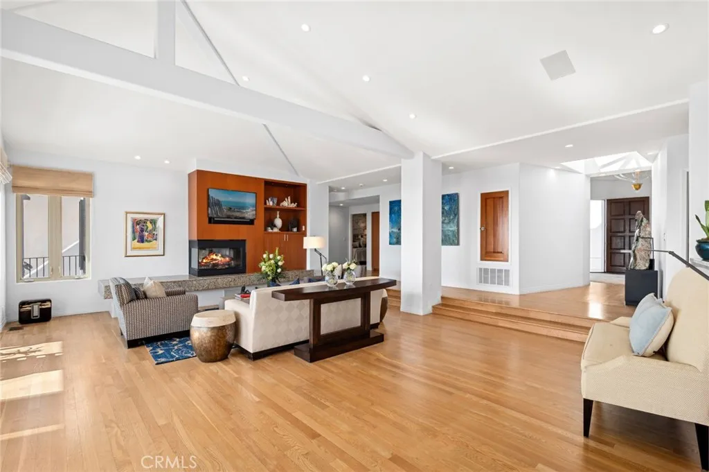 1598 Skyline Drive, Laguna Beach, California 92651 home-pic-8