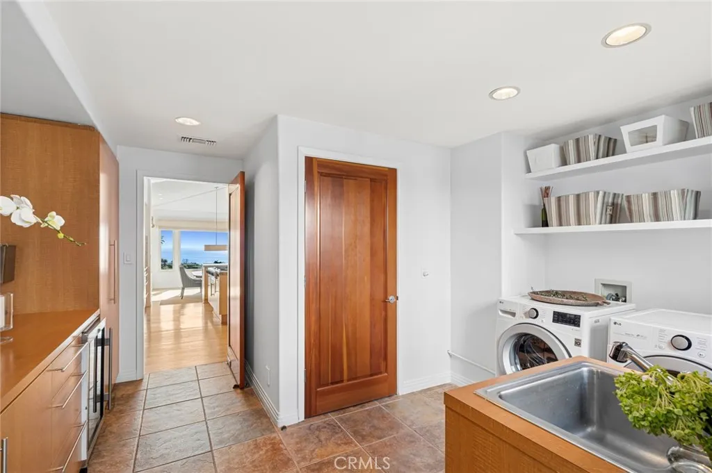 1598 Skyline Drive, Laguna Beach, California 92651 home-pic-14