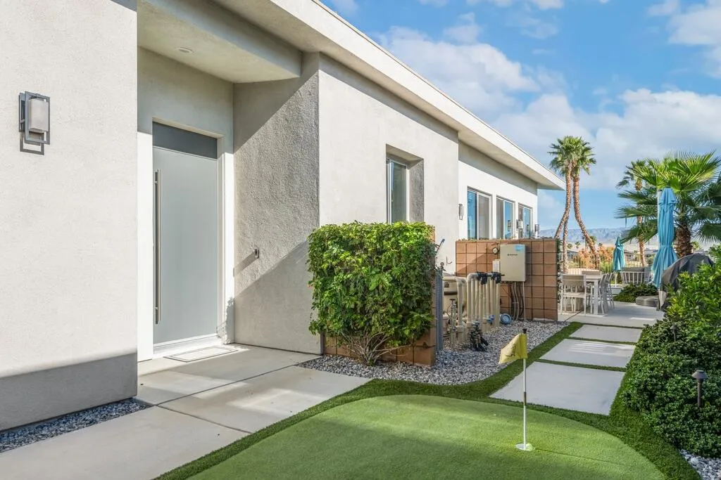 1200 Celadon Street, Palm Springs, California 92262 home-pic-35