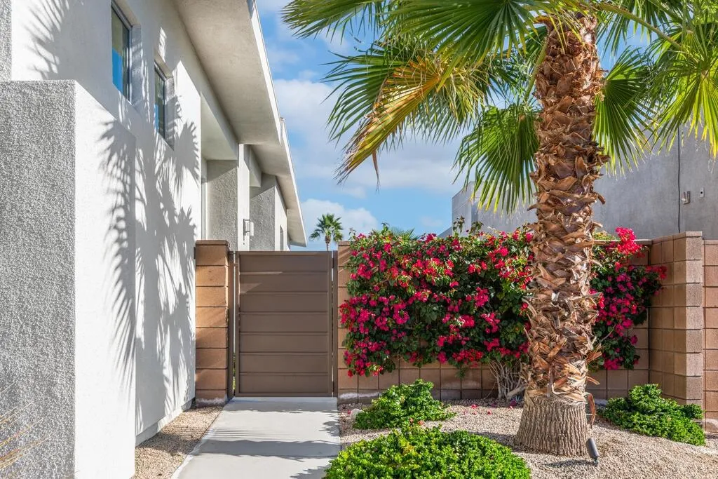 1200 Celadon Street, Palm Springs, California 92262 home-pic-37