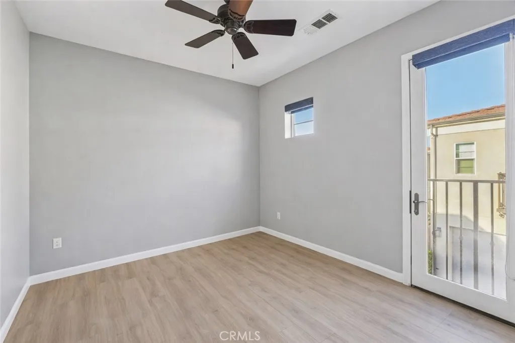 21982 Moveo Drive, Saugus, California 91350 home-pic-42