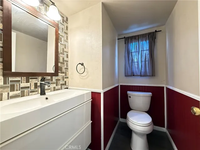 12376 Covello, North Hollywood, California 91605