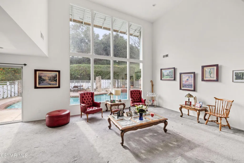 1035 Brookview Avenue, Westlake Village, California 91361 home-pic-4