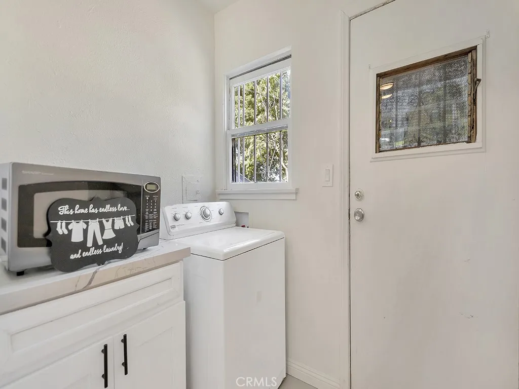 8830 Ruthelen, Los Angeles, California 90047 home-pic-19