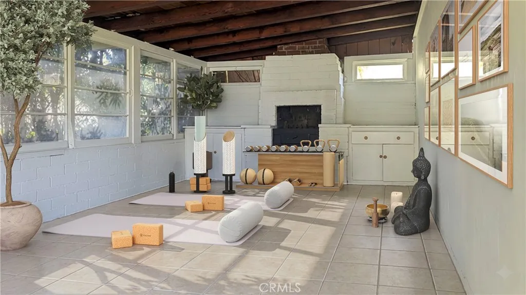 8830 Ruthelen, Los Angeles, California 90047 home-pic-24