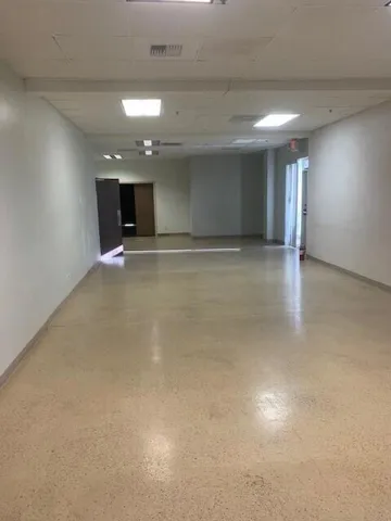 Ste B1-B4 Front Hall Entry