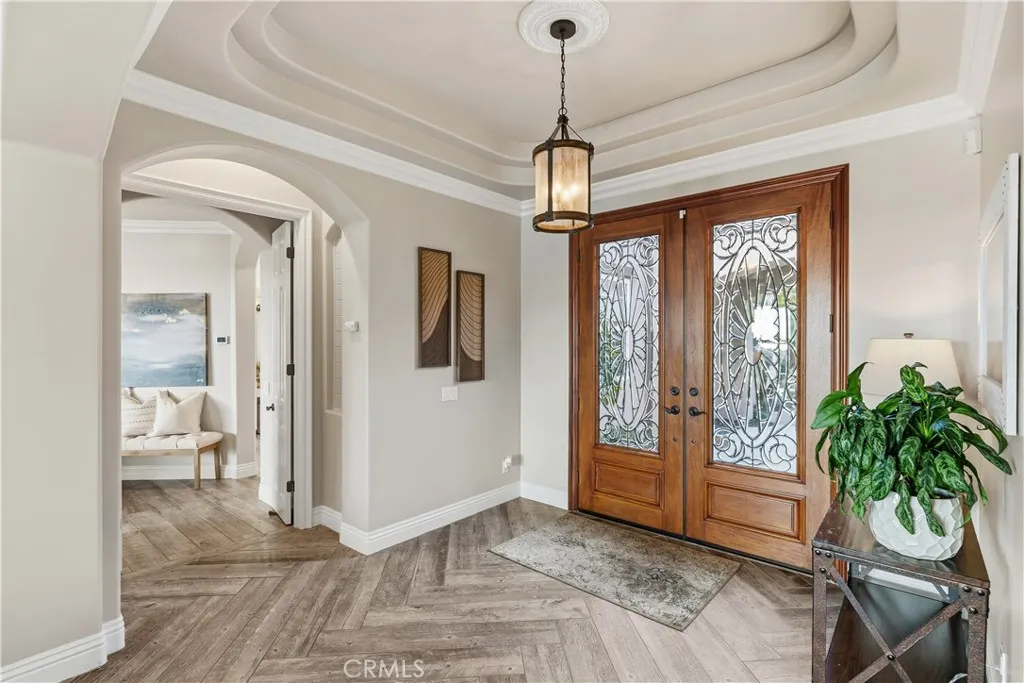 29165 Ridgeline Court, Temecula, California 92590 home-pic-6