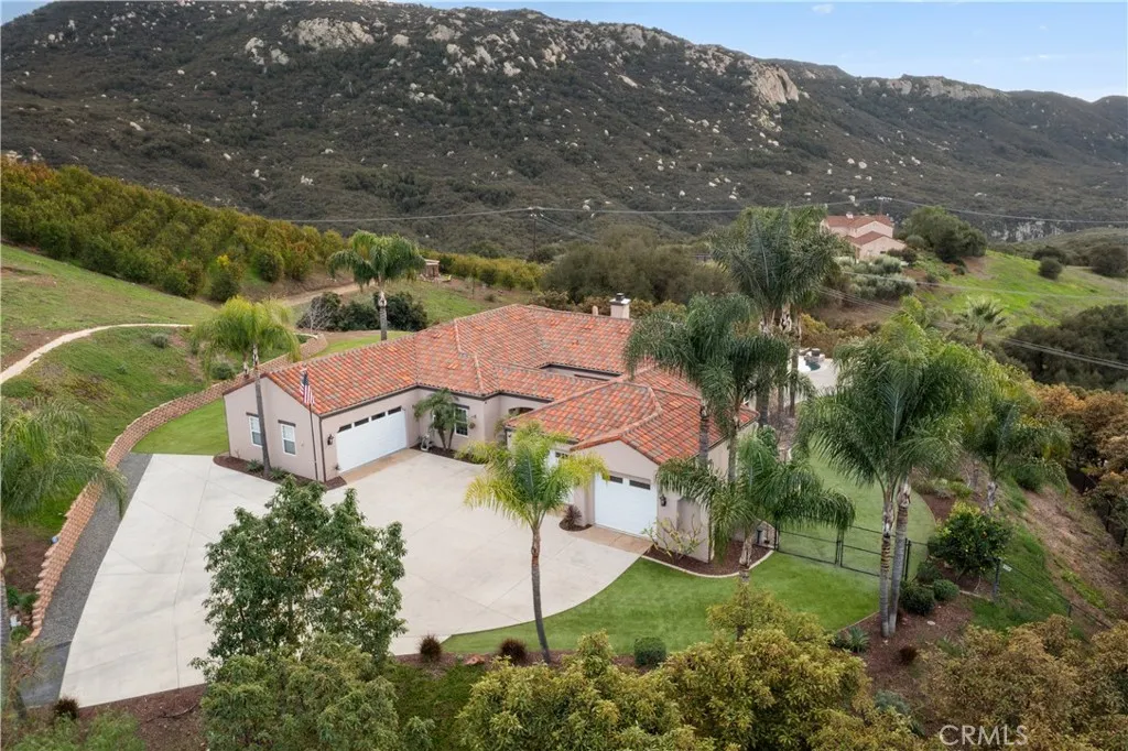 29165 Ridgeline Court, Temecula, California 92590 home-pic-59