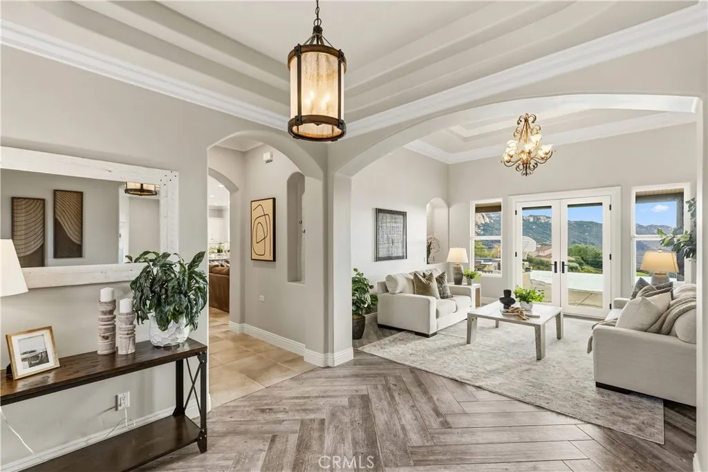 29165 Ridgeline Court, Temecula, California 92590 home-pic-9