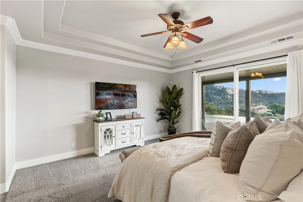 29165 Ridgeline Court, Temecula, California 92590 home-pic-21