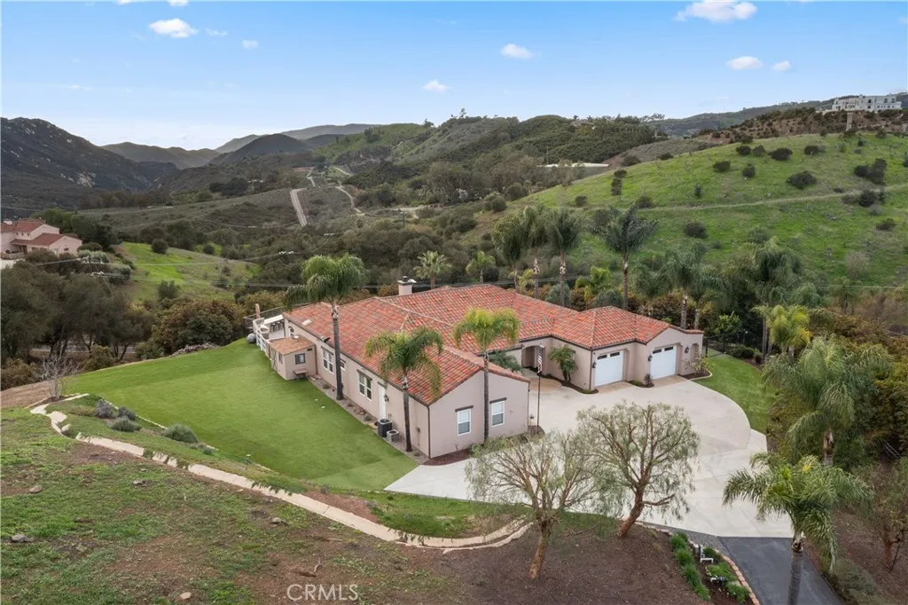 29165 Ridgeline Court, Temecula, California 92590 home-pic-61