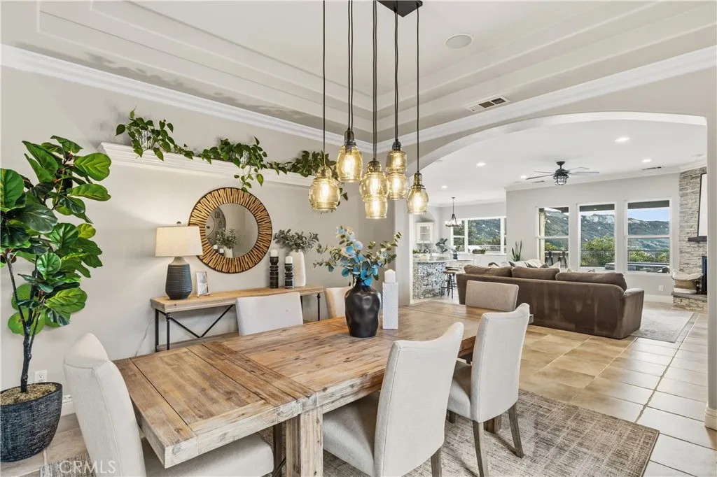 29165 Ridgeline Court, Temecula, California 92590 home-pic-18