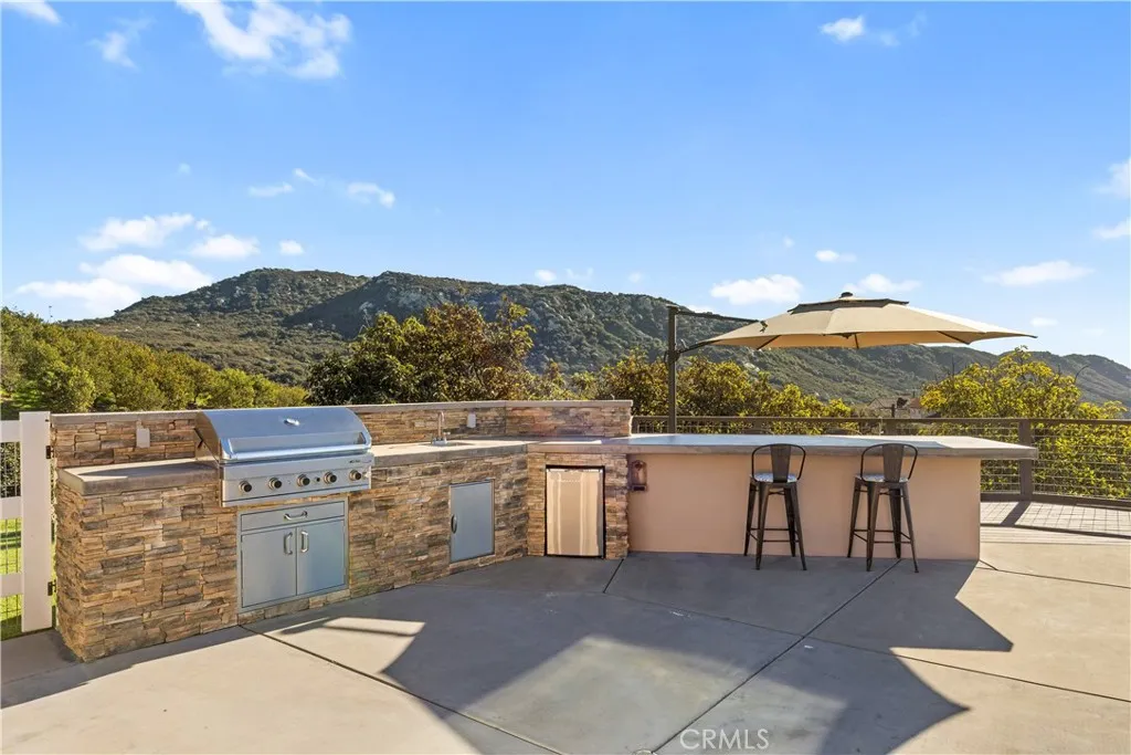 29165 Ridgeline Court, Temecula, California 92590 home-pic-38