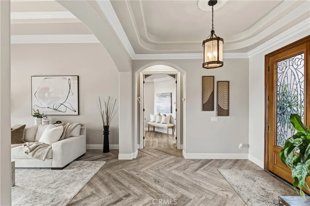 29165 Ridgeline Court, Temecula, California 92590 home-pic-10