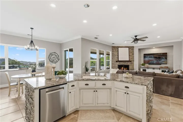 29165 Ridgeline Court, Temecula, California 92590