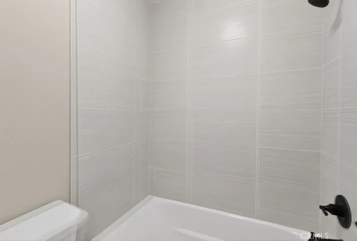 Bathroom with bathtub