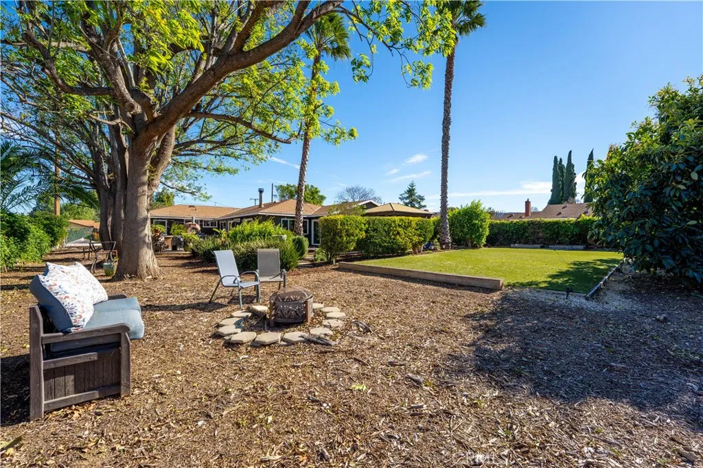 1335 El Monte Drive, Simi Valley, California 93065 home-pic-30