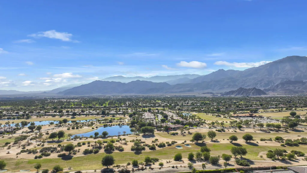 54820 Aristides Court, La Quinta, California 92253 home-pic-46