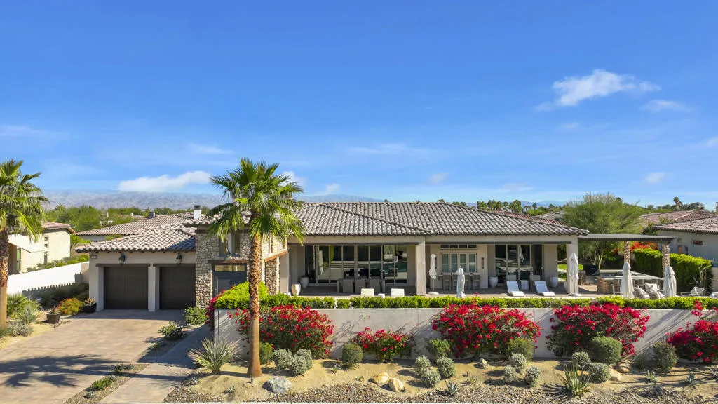 54820 Aristides Court, La Quinta, California 92253 home-pic-2