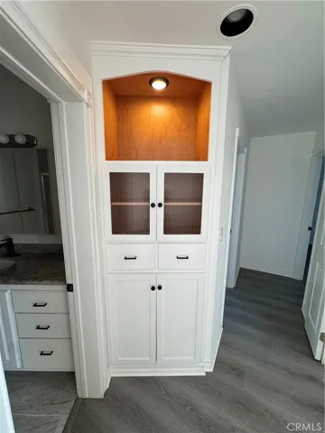 Built in Cabinet