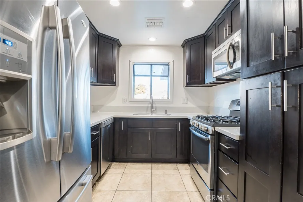5227 N Fairvalley, Covina, California 91722 home-pic-3
